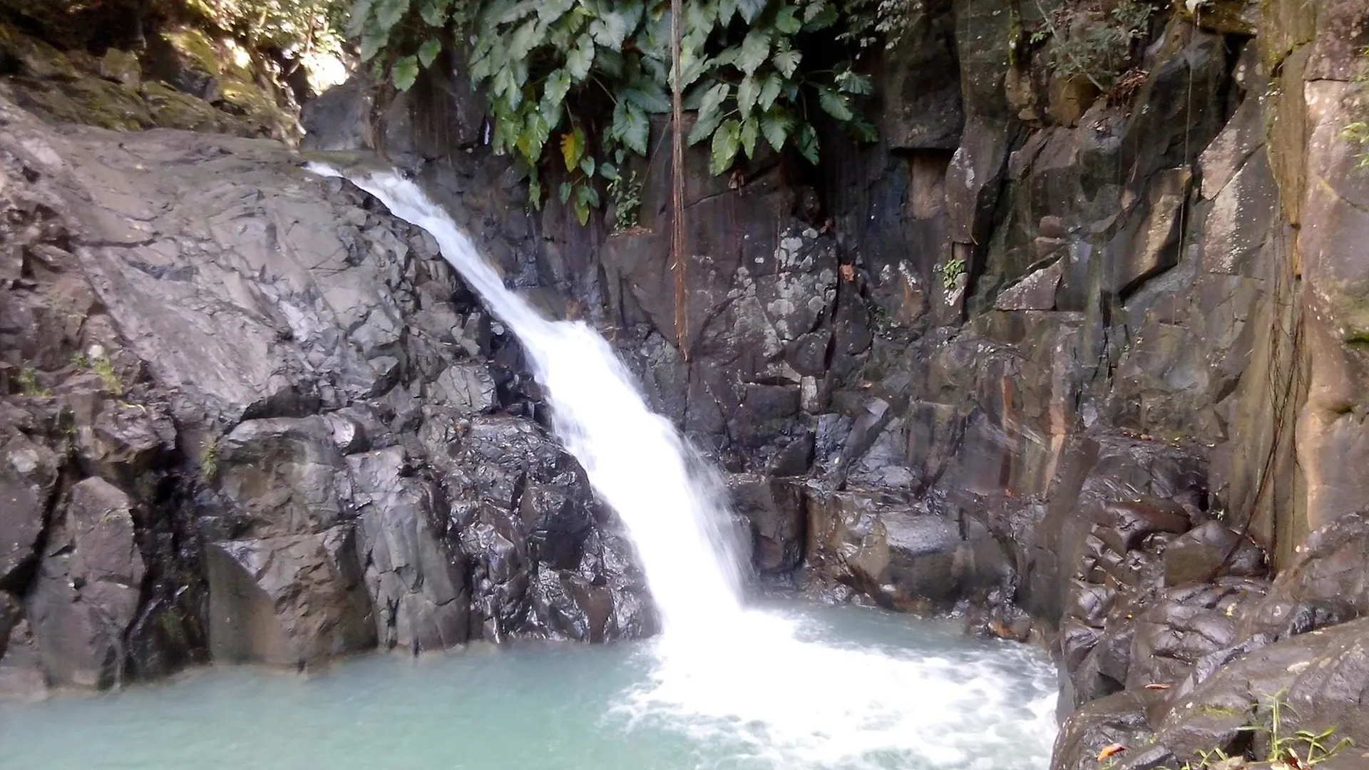 Bungalow With 2 Bedrooms In Pointe-Noire With Furnished Garden - 1 Km