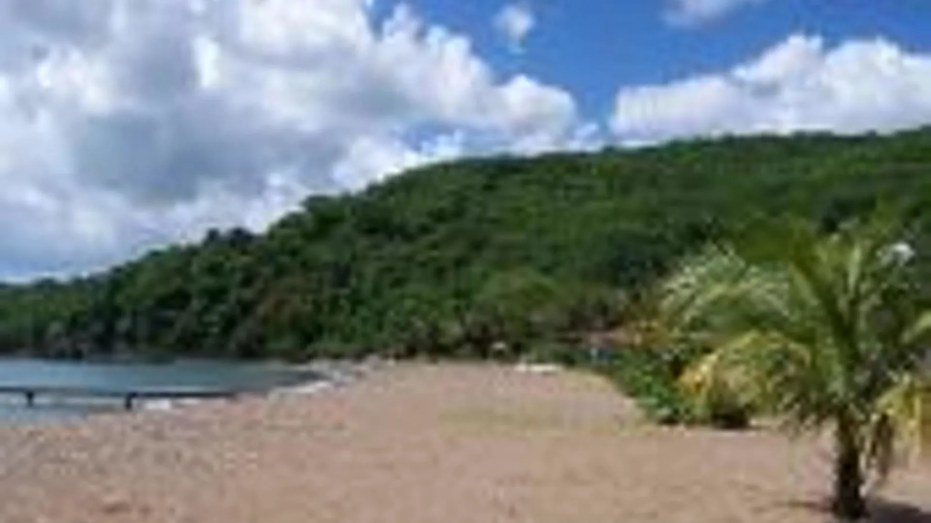Bungalow With 2 Bedrooms In Pointe-Noire With Furnished Garden - 1 Km location